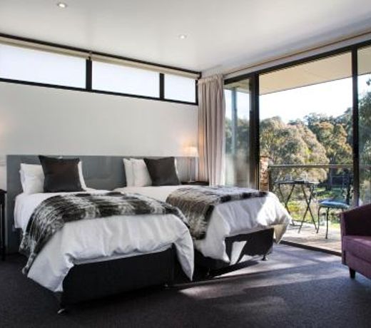 Lake Daylesford Lodge 6