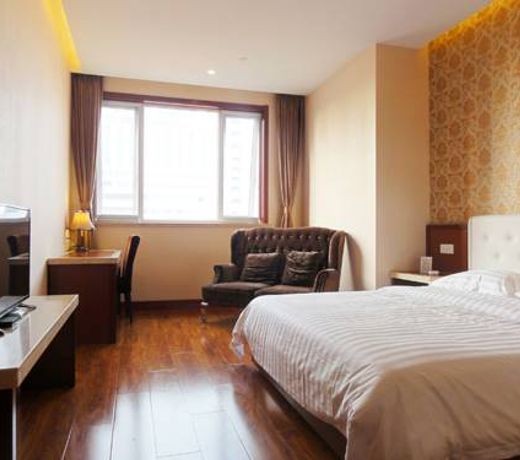 Qingdao Hua Qi Kaiserdom Hotel