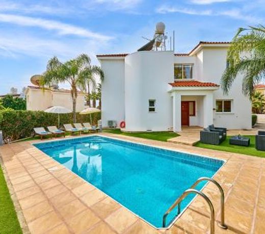 Villa Haven by Ezoria