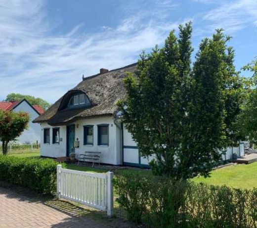 Ferienhaus Becker - Wohnung unten mit grosser Darssveranda