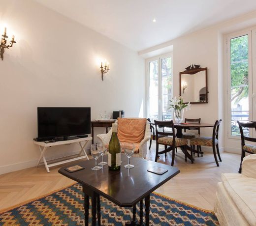 Cannes Central Apartment