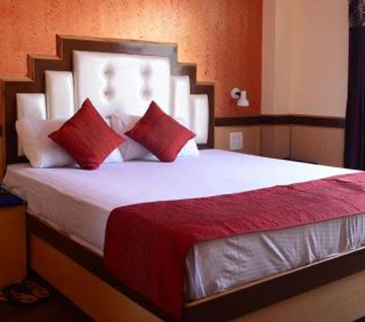 Gun Gun Palace Homestay