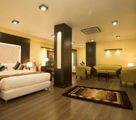 United Business Hotel