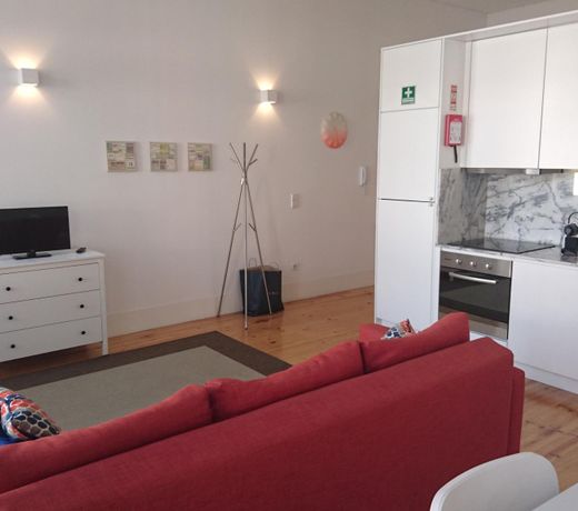GuestReady - Oporto Sunset Blue Balcony