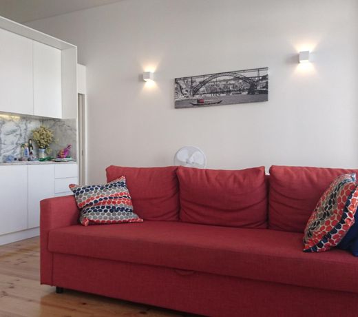 GuestReady - Oporto Sunset Blue Balcony