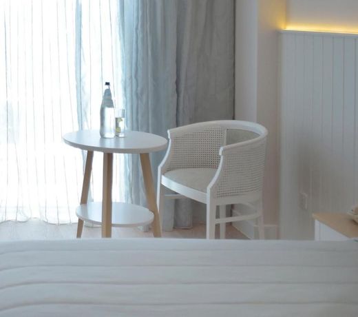 Sunrise Gardens Aparthotel