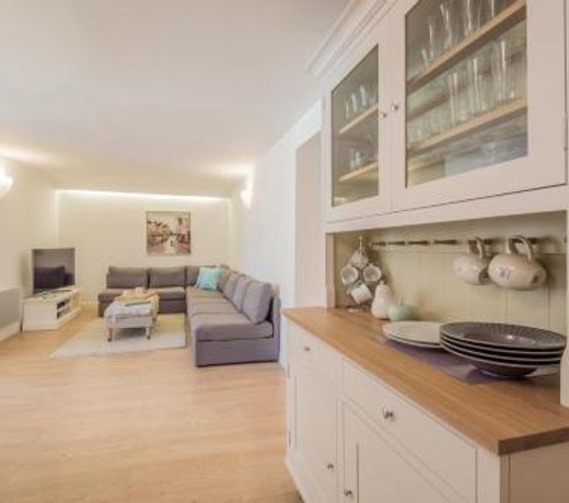 Sunlight Properties - "Neptune" - Bright - Old Town - By sea