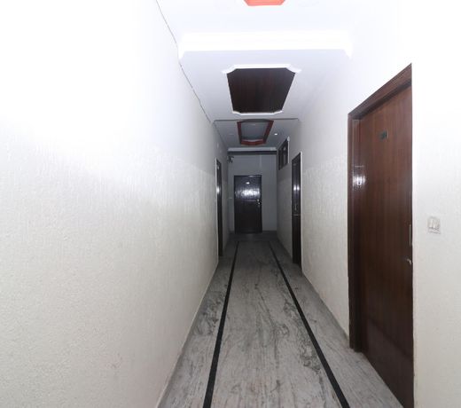 Capital O 9905 Hotel Doon Star