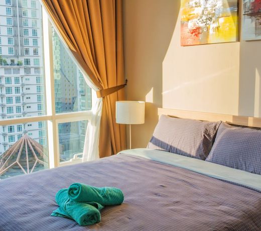 Soho Suites at KLCC by Plush