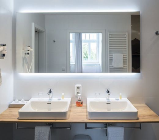 Romantik Residenz (Ferienwohnungen Hotel Im Weissen Rössl) - Dependance