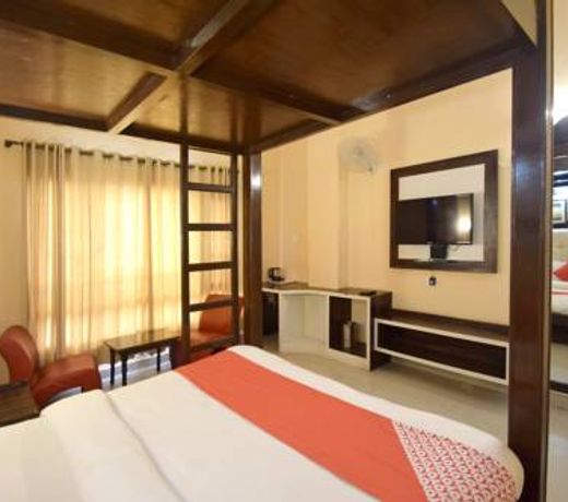 Hotel Aachman Regency