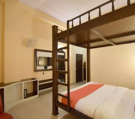 Hotel Aachman Regency