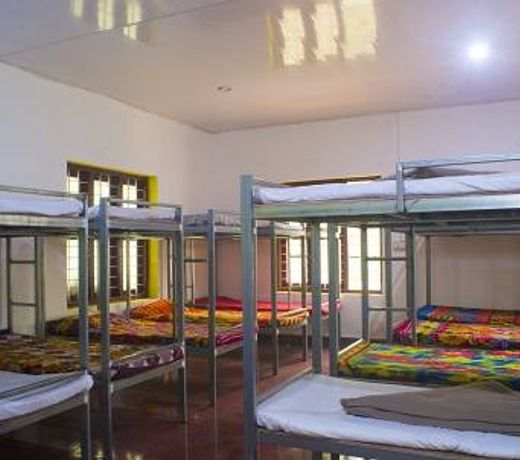 Munnar Downtown hotel