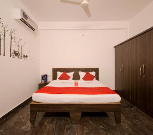 OYO 9936 Elite Inn