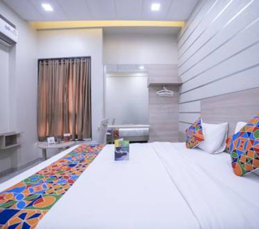 FabHotel Dawat Inn Waluj BK