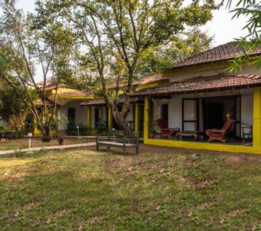 Tiara Lotus Inn