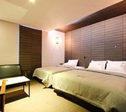Louis Boutique Hotel