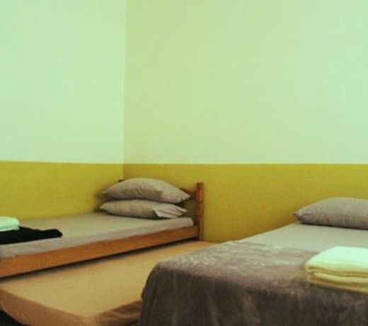 OYO HOME 90307 Kb Guest House, Jln Pcb