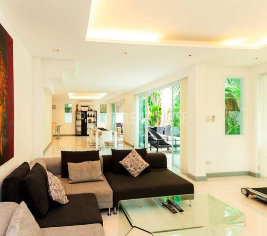 VILLA CHELONI 3 BEDROOMS