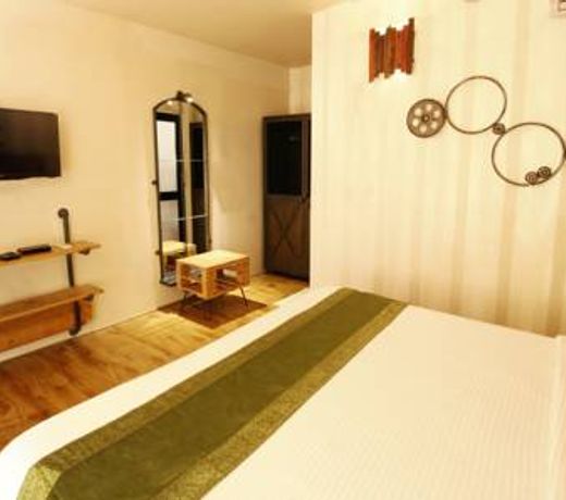 Beach Box Hotel Baga - GoSavvy Collection