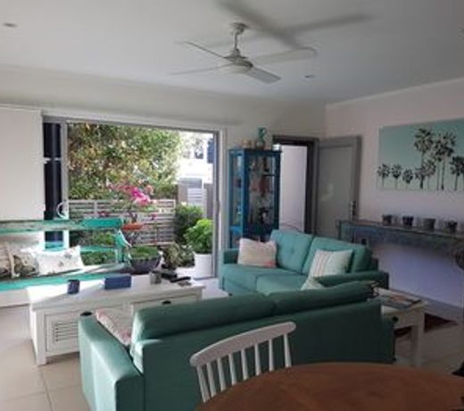 Surfers Paradise Townhouse