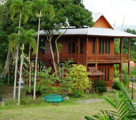 Ban Suan Tawan Chiang Dao
