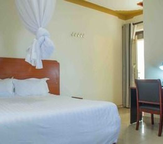 7 Eleven Hotel