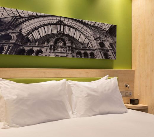 Hampton By Hilton Antwerp Central Station