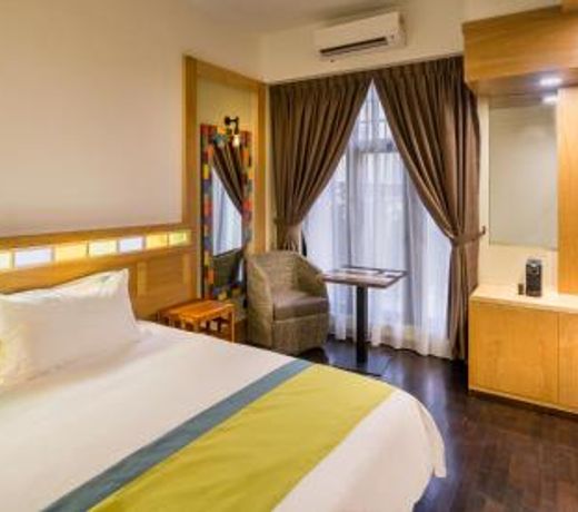 Treasures Hotel and Suites