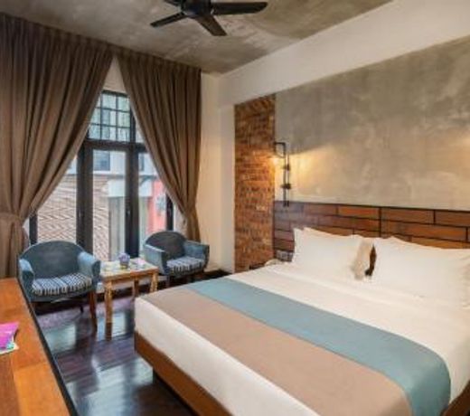 Treasures Hotel and Suites