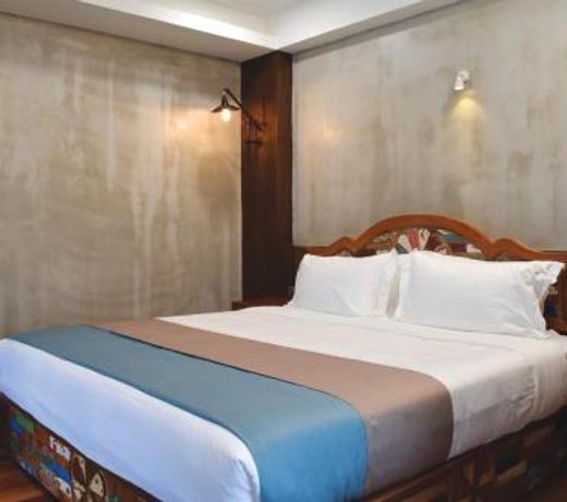 Treasures Hotel and Suites