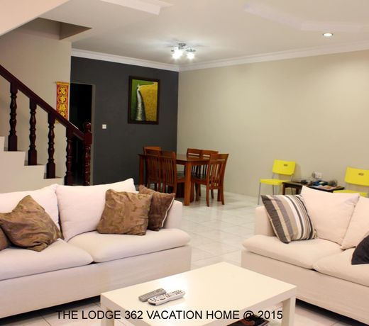 The Lodge 362 Vacation Home