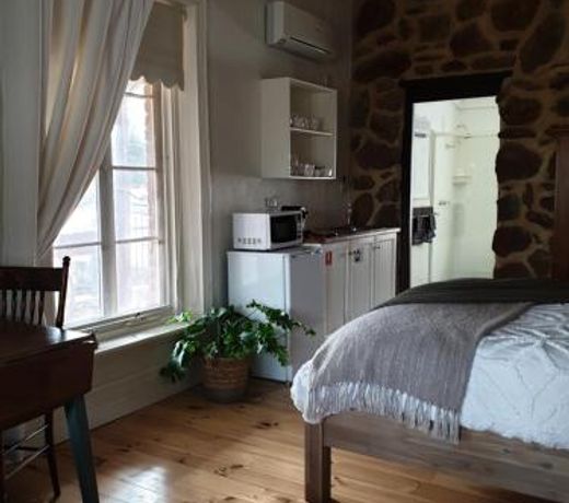 Marananga Cottages
