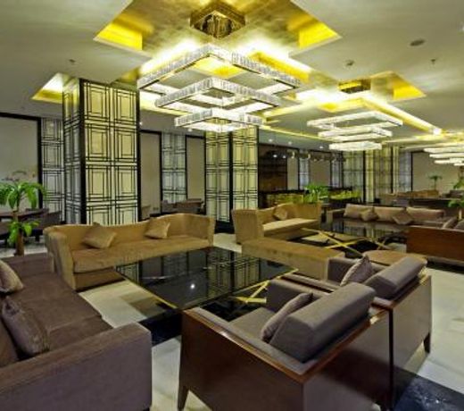 Ramada Zad Al Qasr Hotel