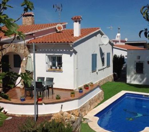 Delightful Villa close to the beach