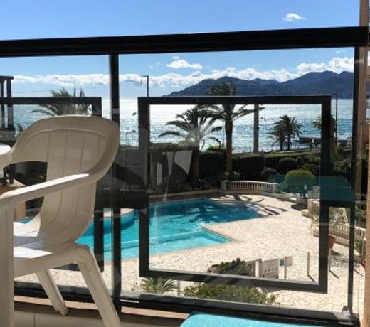 Cannes vue mer