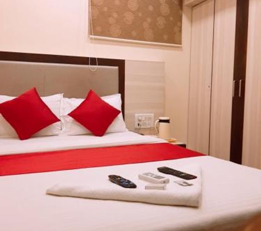 Hotel Happyland