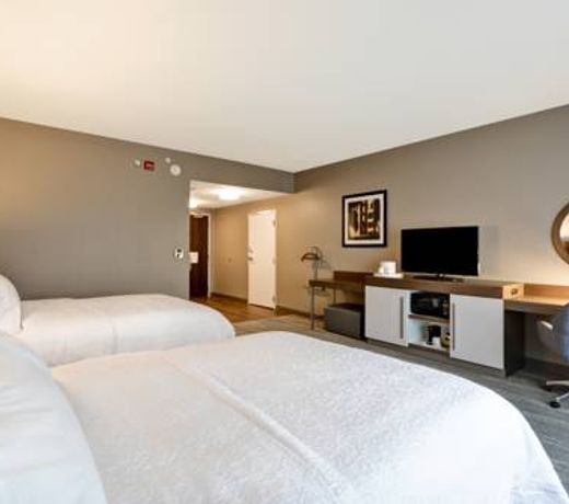 Hampton Inn Livonia Detroit