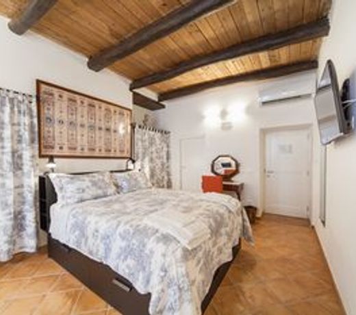 Palazzo Marigliano - Rooms & Suites