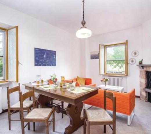 Awesome home in Spoleto -PG- with 3 Bedrooms and WiFi