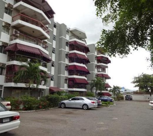 Worthington Towers Apartment