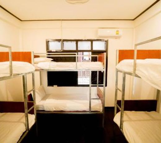 Y Not Laos Hostel