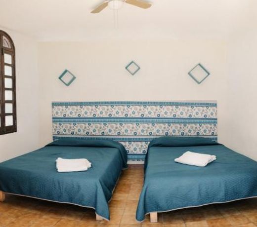 Casona Luciernaga-Casa de Huespedes