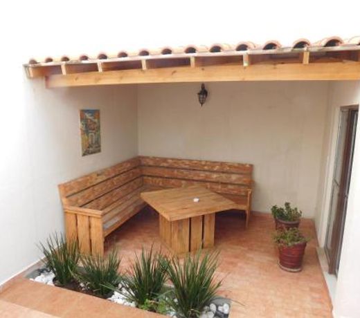 Casona Luciernaga-Casa de Huespedes