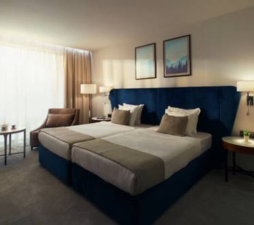 Astor Garden Hotel