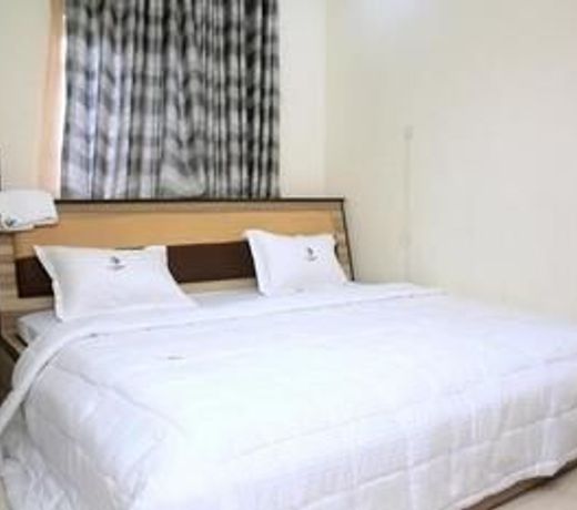 Mayoral Hotel & Suite