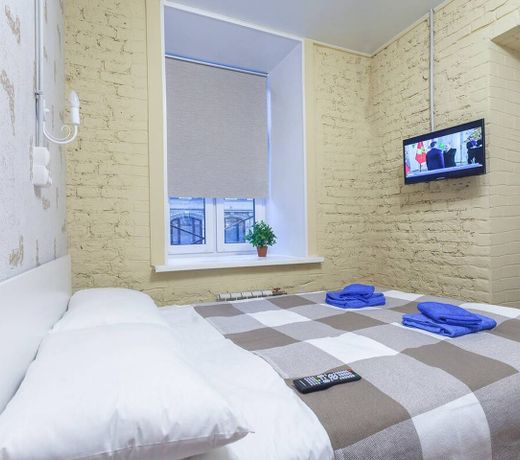 Guests Love on Sadovaya