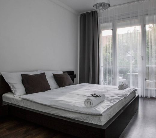 Apt. close to Ice Hockey World Championship Arena