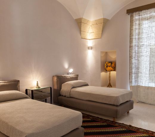 Dimora Storica Muratore Luxury rooms