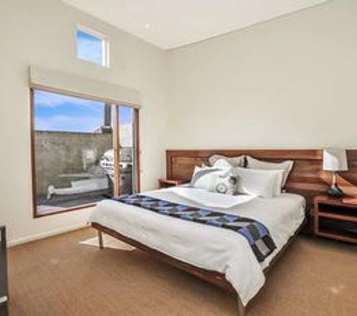 Hearns Beachside Villa 7